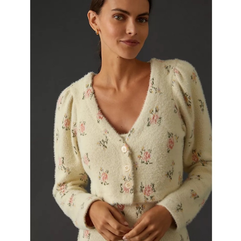 Daily Practice by Anthropologie Floral Printed Cropped Sweater Cream Pink XL